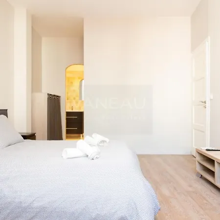 Duplex In The Banane By Vaneau Appartamento